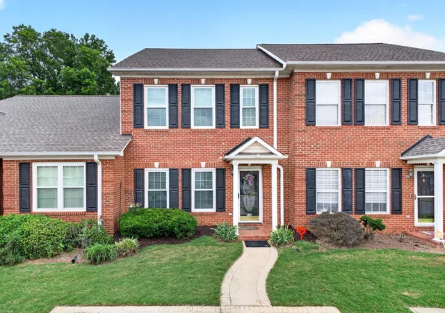 Photo 1 of Townhouse for sale at 433 Rexford Dr, Moore, SC 29369 | MLS# SPN341506 | Listing updated on 2026-09-10