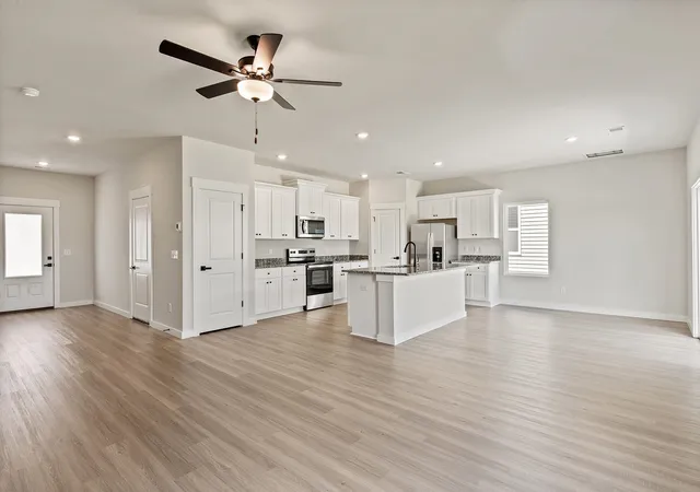 Photo 3 of Single family home for sale at 1424 Wild Indigo Way, Moore, SC 29369 | MLS# SPN341776 | Listing updated on 2026-09-17