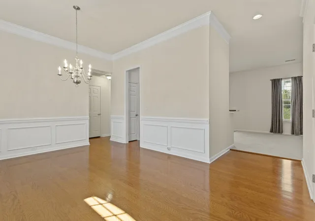 Photo 3 of Single family home for sale at 567 Shoreline Blvd, Boiling Springs, SC 29316 | MLS# SPN341813 | Listing updated on 2026-09-18