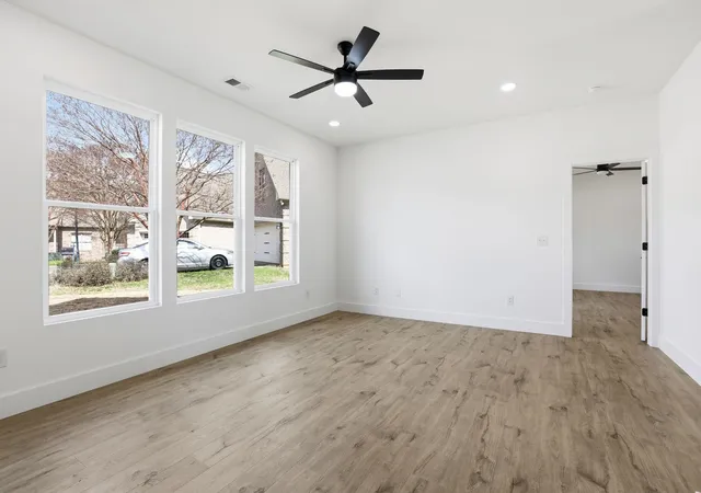 Photo 3 of Single family home for sale at 432 Ambiance Ct, Spartanburg, SC 29301 | MLS# SPN341819 | Listing updated on 2026-09-18