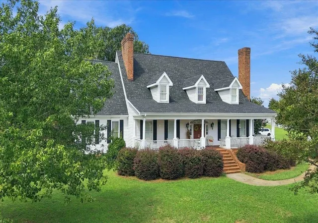 Photo 2 of Mansion for sale at 105 Marshland Ln, Greer, SC 29650 | MLS# SPN341820 | Listing updated on 2026-09-18