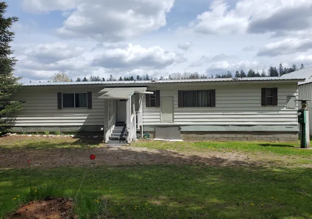 Photo 1 of Manufactured home for sale at 26310 N River Ests Dr, Chattaroy, WA 99003 | MLS# 202611600 | Listing updated on 2026-09-23