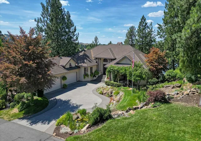 Photo 1 of Mansion for sale at 511 N Dunbarton Oaks Ln, Liberty Lake, WA 99019 | MLS# 202613275 | Listing updated on 2026-10-07
