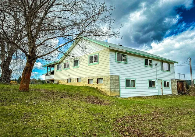 Photo 4 of Single family home for sale at 901 Skookum Crk Rd, Usk, WA 99180 | MLS# 202615056 | Listing updated on 2026-09-16
