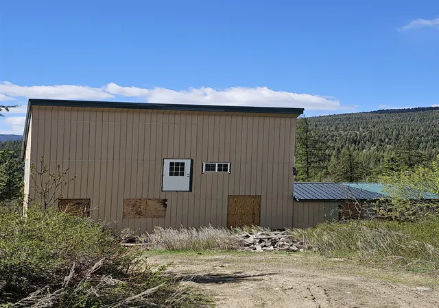 Photo 1 of Single family home for sale at 4 Paxson Ln, Kettle Falls, WA 99141 | MLS# 202616240 | Listing updated on 2026-09-24