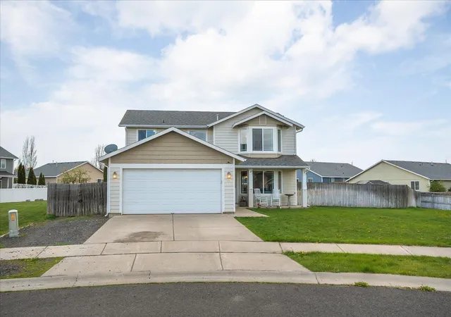 Photo 2 of Single family home for sale at 430 S Dovetail Ct, Airway Heights, WA 99001 | MLS# 202616305 | Listing updated on 2026-09-23