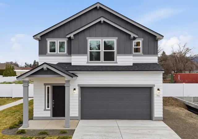 Photo 1 of Single family home for sale at 316 N Viewmont Ct, Greenacres, WA 99016 | MLS# 202616641 | Listing updated on 2026-09-16