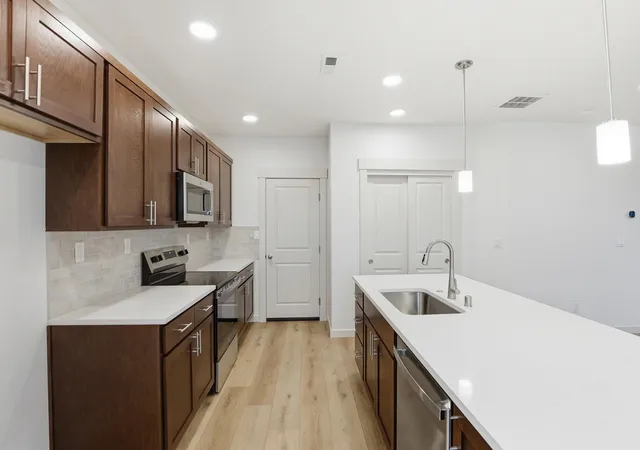 Photo 3 of Single family home for sale at 316 N Viewmont Ct, Greenacres, WA 99016 | MLS# 202616641 | Listing updated on 2026-09-16