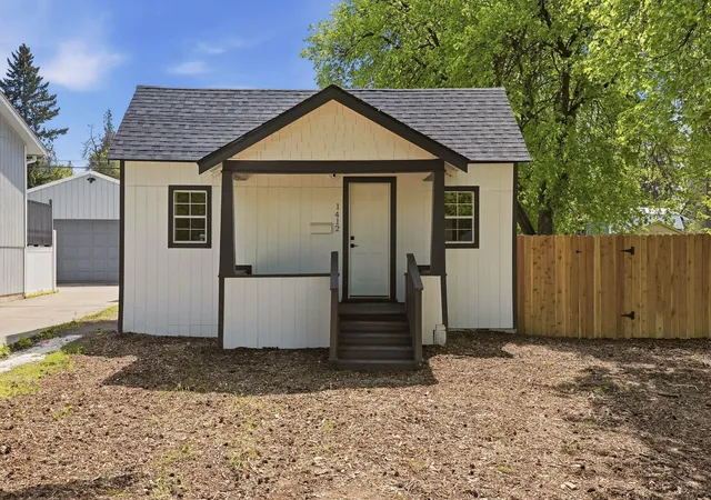 Photo 1 of Single family home for sale at 1412 E 36th Avenue, Spokane, WA 99203 | MLS# 202616817 | Listing updated on 2026-09-18
