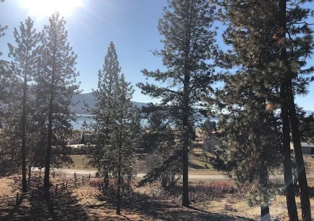 Photo 2 of Sale Pending at 6 Parkview Dr, Kettle Falls, WA 99141 | MLS# 202616835 | Listing updated on 2026-09-17
