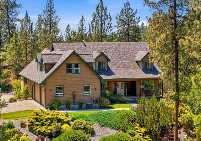 Photo 2 of Mansion for sale at 9524 E Northrim Ln, Spokane, WA 99217 | MLS# 202618564 | Listing updated on 2026-09-17