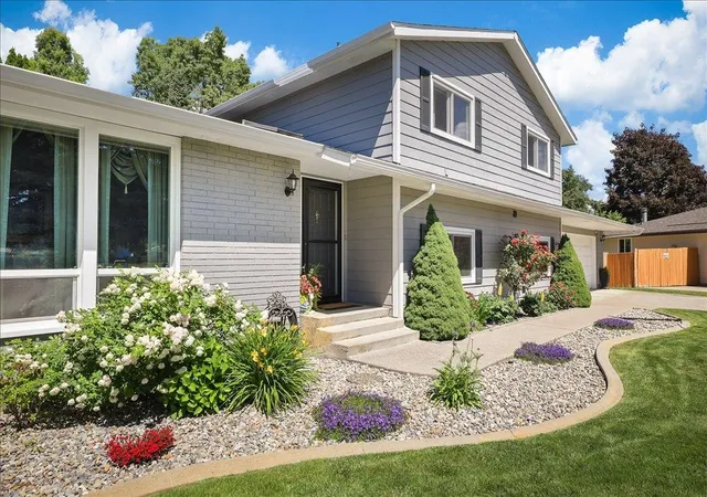 Photo 3 of Single family home for sale at 6114 W Kittitas Ct, Spokane, WA 99208 | MLS# 202619209 | Listing updated on 2026-09-26