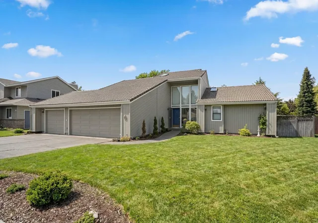 Photo 1 of Single family home for sale at 6314 S Ray Ct, Spokane, WA 99223 | MLS# 202619881 | Listing updated on 2026-10-22