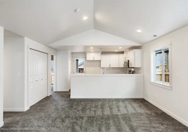 Photo 2 of Single family home for sale at 423 N Viewmont Ct, Greenacres, WA 99016 | MLS# 202620023 | Listing updated on 2026-09-22