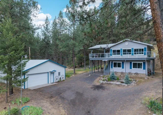 Photo 1 of Single family home for sale at 42049 Porcupine Bay N Rd, Davenport, WA 99122 | MLS# 202620380 | Listing updated on 2026-09-24
