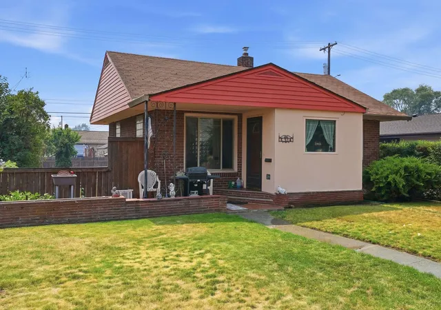 Photo 2 of Single family home for sale at 514 E Rich Ave, Spokane, WA 99207 | MLS# 202621522 | Listing updated on 2026-09-23