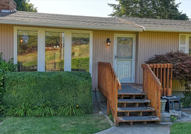 Photo 4 of Single family home for sale at 1006 S Dickey St, Spokane Valley, WA 99212 | MLS# 202621743 | Listing updated on 2026-09-17