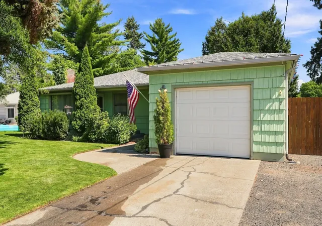 Photo 2 of Single family home for sale at 202 N Bolivar Rd, Spokane Valley, WA 99216 | MLS# 202622780 | Listing updated on 2026-10-21