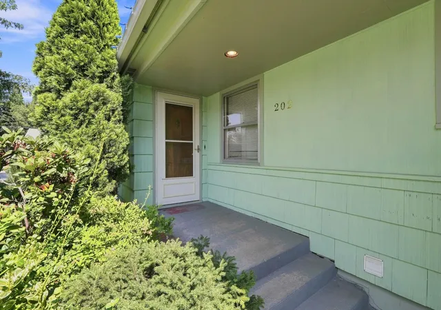 Photo 3 of Single family home for sale at 202 N Bolivar Rd, Spokane Valley, WA 99216 | MLS# 202622780 | Listing updated on 2026-10-21