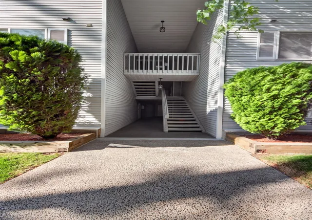Photo 1 of Condo for sale at 912 W Lincoln Pl, Spokane, WA 99204 | MLS# 202623399 | Listing updated on 2026-09-09