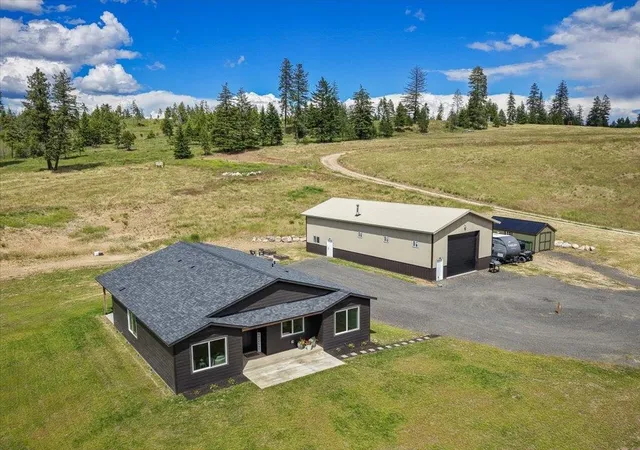 Photo 1 of Single family home for sale at 1508 W Latting Ln, Deer Park, WA 99006 | MLS# 202624304 | Listing updated on 2026-09-22