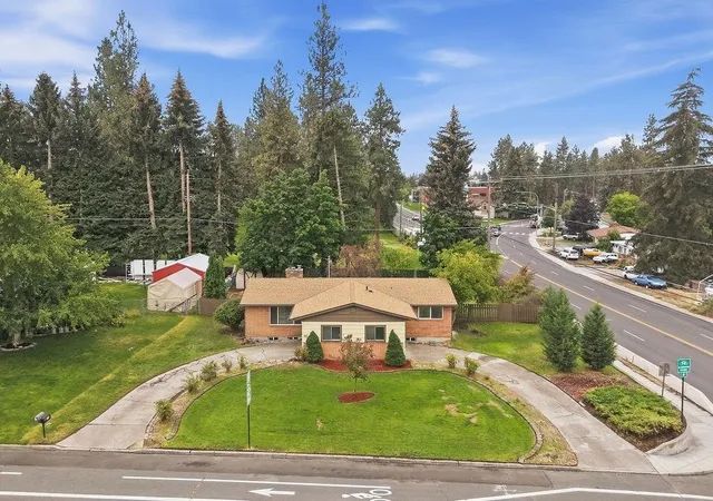 Photo 3 of Single family home for sale at 621 W Greta Ave, Spokane, WA 99208 | MLS# 202624321 | Listing updated on 2026-09-23
