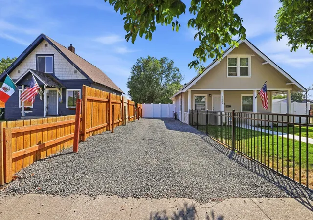 Photo 3 of Sale Pending at 1724 E Rich Ave, Spokane, WA 99207 | MLS# 202624323 | Listing updated on 2026-09-21