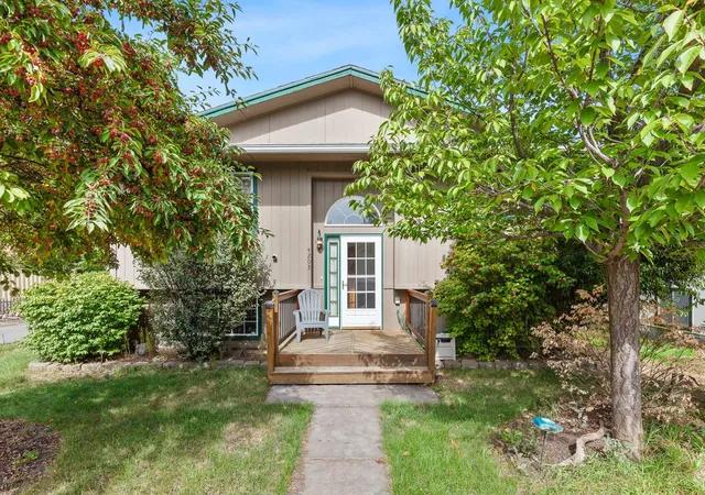 Photo 3 of Single family home for sale at 4203 E Congress Ave, Spokane, WA 99223 | MLS# 202624338 | Listing updated on 2026-09-23