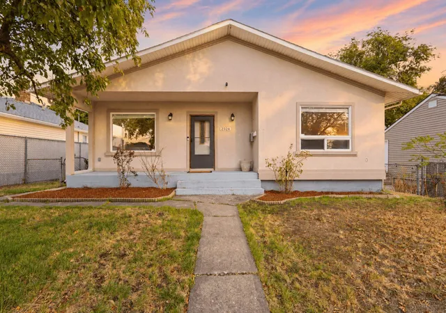 Photo 1 of Single family home for sale at 2324 W Everett Ave, Spokane, WA 99205 | MLS# 202624340 | Listing updated on 2026-09-23