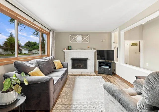 Photo 4 of Single family home for sale at 2524 S Pines Rd, Spokane Valley, WA 99206 | MLS# 202624352 | Listing updated on 2026-09-23