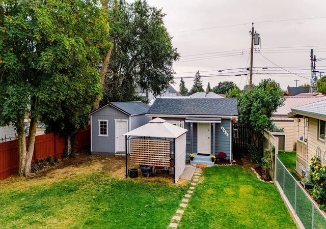 Photo 1 of Single family home for sale at 614 E Gordon Ave, Spokane, WA 99207 | MLS# 202624412 | Listing updated on 2026-09-24