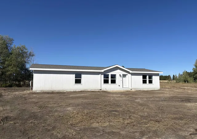 Photo 1 of Manufactured home for sale at 4871 W Enoch Rd, Deer Park, WA 99006 | MLS# 202624427 | Listing updated on 2026-09-18