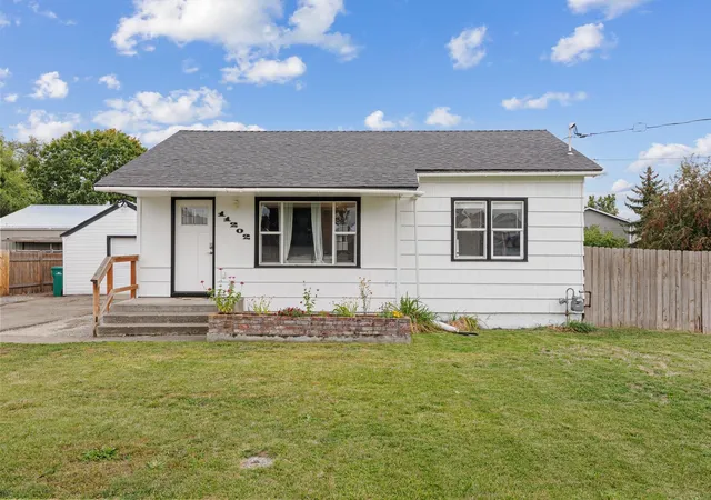 Photo 1 of Single family home for sale at 11202 E Broadway Ave, Spokane Valley, WA 99206 | MLS# 202624428 | Listing updated on 2026-09-18
