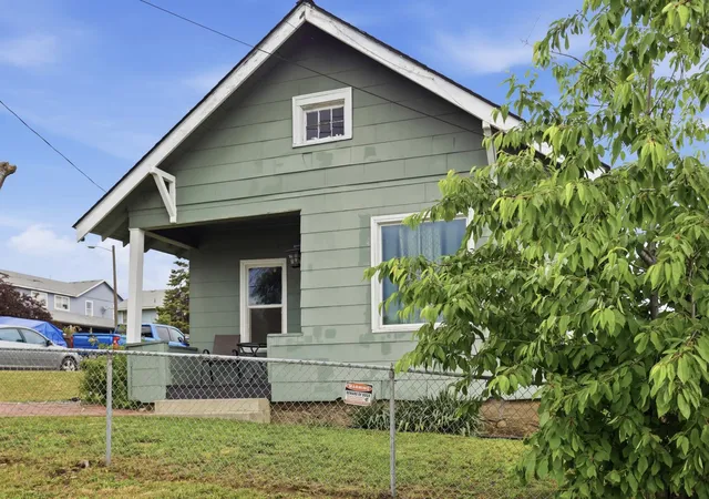 Photo 2 of Single family home for sale at 2830 N Standard St, Spokane, WA 99207 | MLS# 202624454 | Listing updated on 2026-09-18