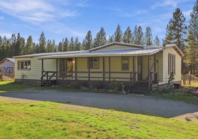 Photo 3 of Manufactured home for sale at 21221 N Myrtle Rd, Colbert, WA | MLS# 202624455 | Listing updated on 2026-09-18