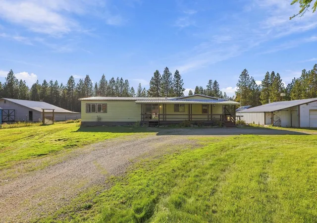 Photo 4 of Manufactured home for sale at 21221 N Myrtle Rd, Colbert, WA | MLS# 202624455 | Listing updated on 2026-09-18