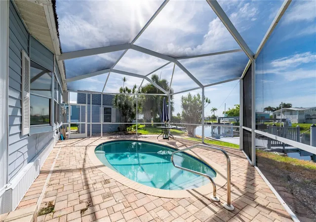 Photo 4 of Manufactured home for sale at 731 Tangerine Ct, Punta Gorda, FL 33950 | MLS# C7496097 | Listing updated on 2026-10-01