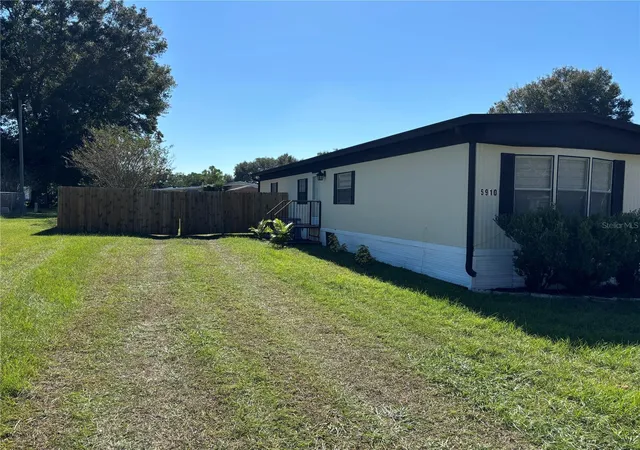 Manufactured home for sale at 5910 Sw 63Rd Pl Rd, OCALA, FL 34474 | MLS# OM688265
