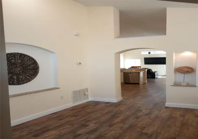 Photo 2 of Single family home for sale at 7947 Golden Pond Cir, Kissimmee, FL 34747 | MLS# O6268242 | Listing updated on 2026-09-08