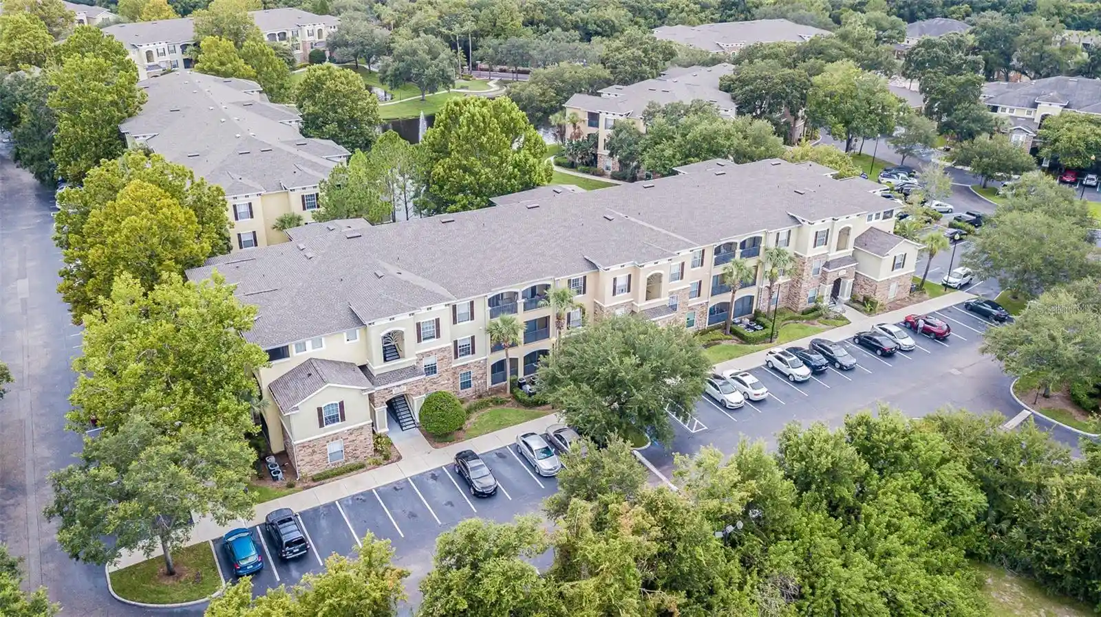 Listing Photo 1 - Condo for sale in 10205 Courtney Palms Blvd located at 10205 Courtney Palms Blvd, Tampa, FL 33619 - Unit #304