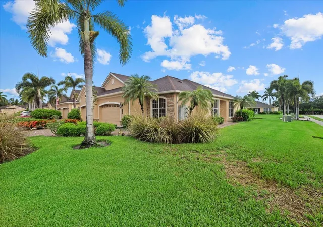 Photo 1 of Condo for sale at 4331 Turnberry Cir, North Port, FL 34288 | MLS# A4643075 | Listing updated on 2026-09-18