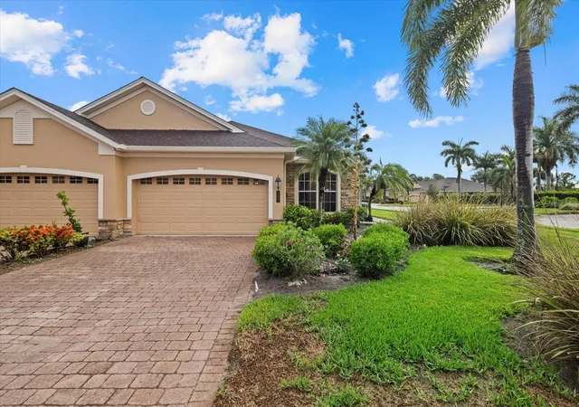 Photo 2 of Condo for sale at 4331 Turnberry Cir, North Port, FL 34288 | MLS# A4643075 | Listing updated on 2026-09-18