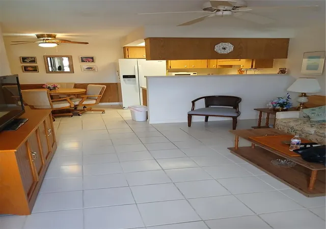 Listing Photo 4 - Condo for sale in building located at 6050 Chesham Dr, New Port Richey, FL 34653 - Unit #3
