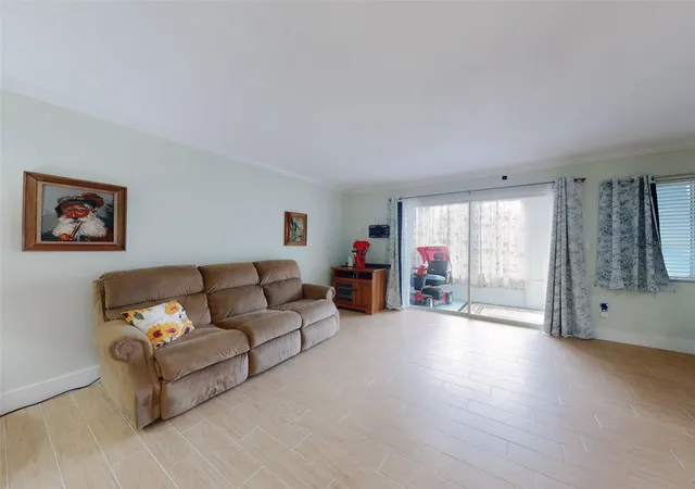 Listing Photo 2 - Condo for sale in building located at 588 Bahia Cir, OCALA, FL 34472 - Unit #A