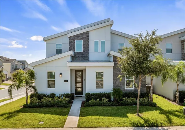 Photo 1 of Single family home for sale at 1193 Challenge Dr, Davenport, FL 33896 | MLS# O6329381 | Listing updated on 2026-09-10