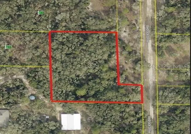 Photo 1 of Land for sale at 0 Bedrock Dr, Webster, FL 33597 | MLS# W7877877 | Listing updated on 2026-09-16