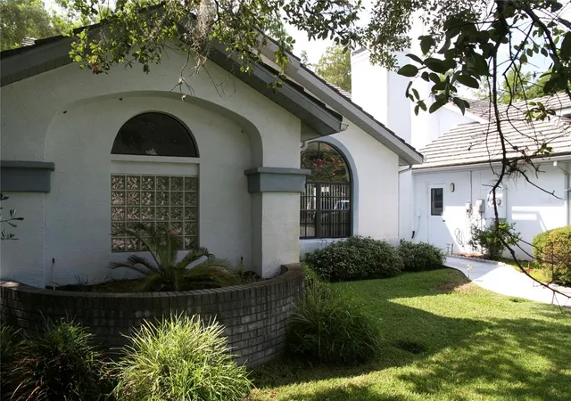 Photo 3 of Sale Pending at 7222 Auburn Ln, New Port Richey, FL 34654 | MLS# TB8418382 | Listing updated on 2026-09-16