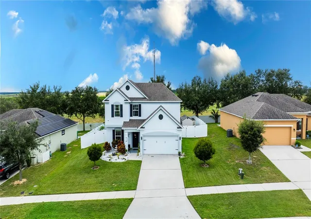 Photo 1 of Single family home for sale at 2015 Barstow Ln, Dundee, FL 33838 | MLS# O6337150 | Listing updated on 2026-09-16