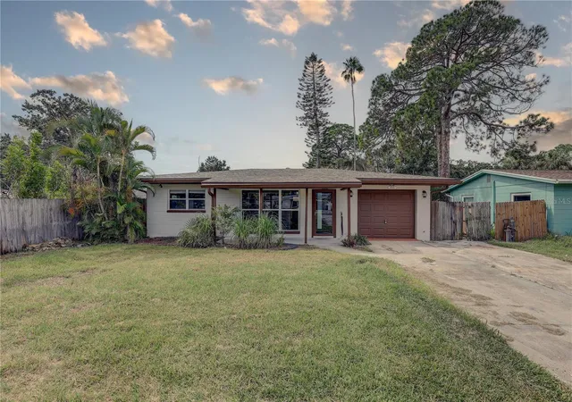 Photo 2 of Single family home for sale at 330 83rd Ave Ne, Saint Petersburg, FL 33702 | MLS# TB8422380 | Listing updated on 2026-09-24