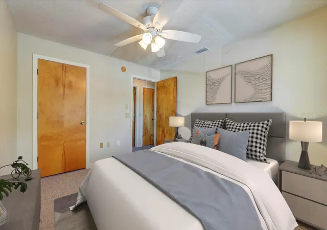 Listing Photo 4 - Condo for sale in building located at 1213 Unitah Ave, LAKELAND, FL 33803 - Unit #2